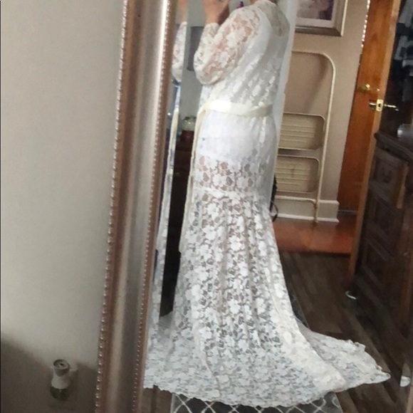Wedding Ivory Lace Robe - Picture 5 of 5
